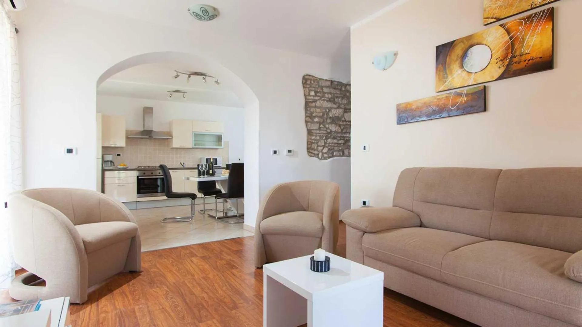 Σπίτι διακοπών Villa Zora, Beautiful Modern Villa In A Village Near The Sea Trget